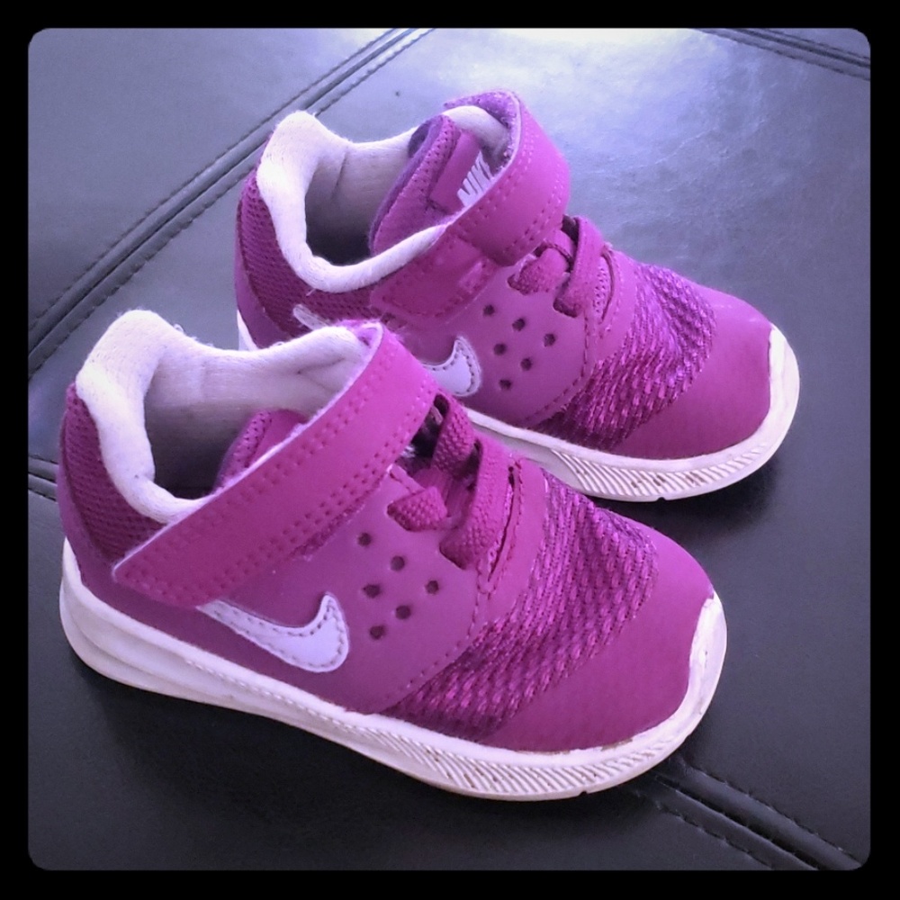 Baby Nikes Size 4